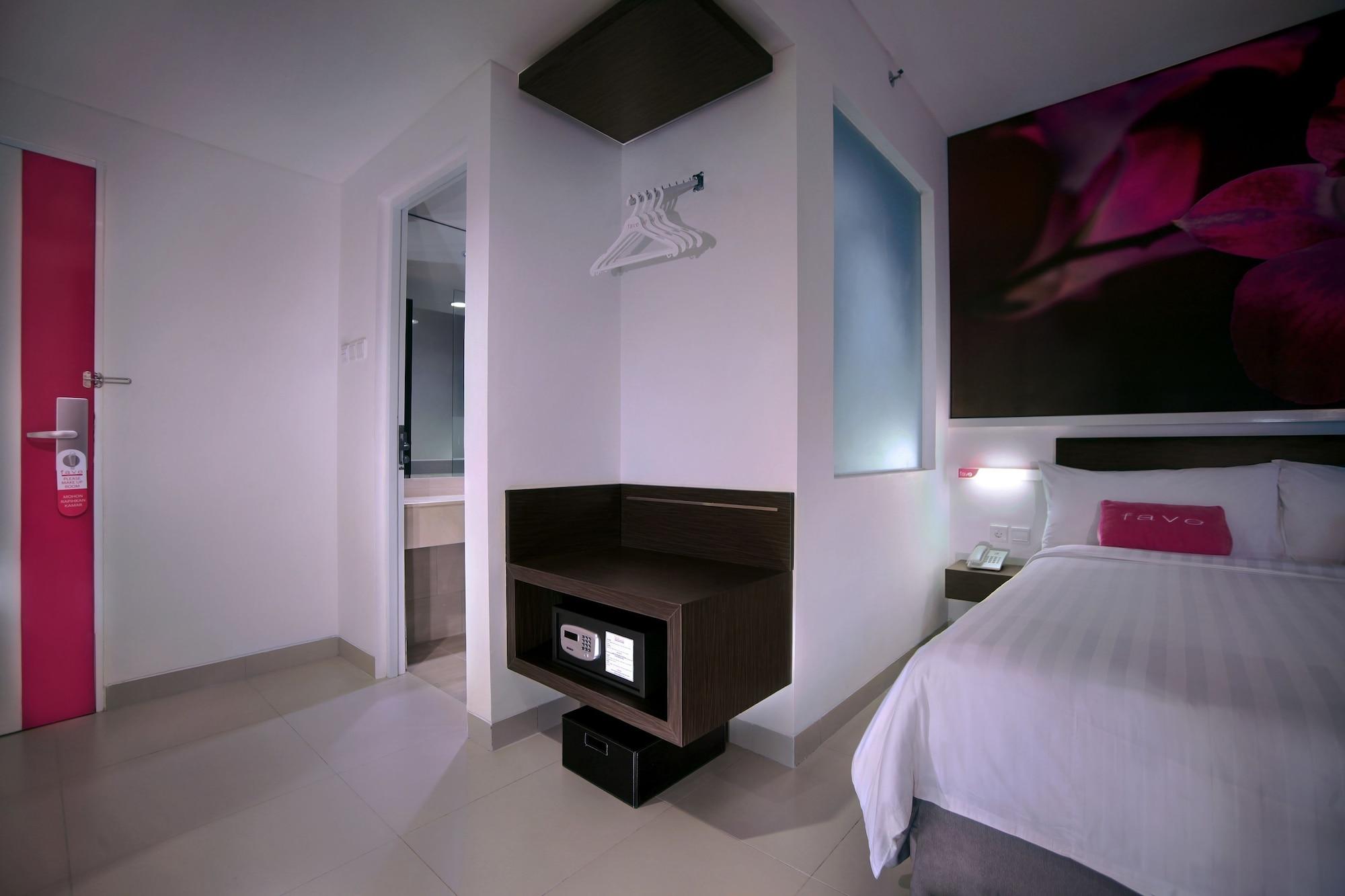 Favehotel Melawai Jakarta Exterior photo