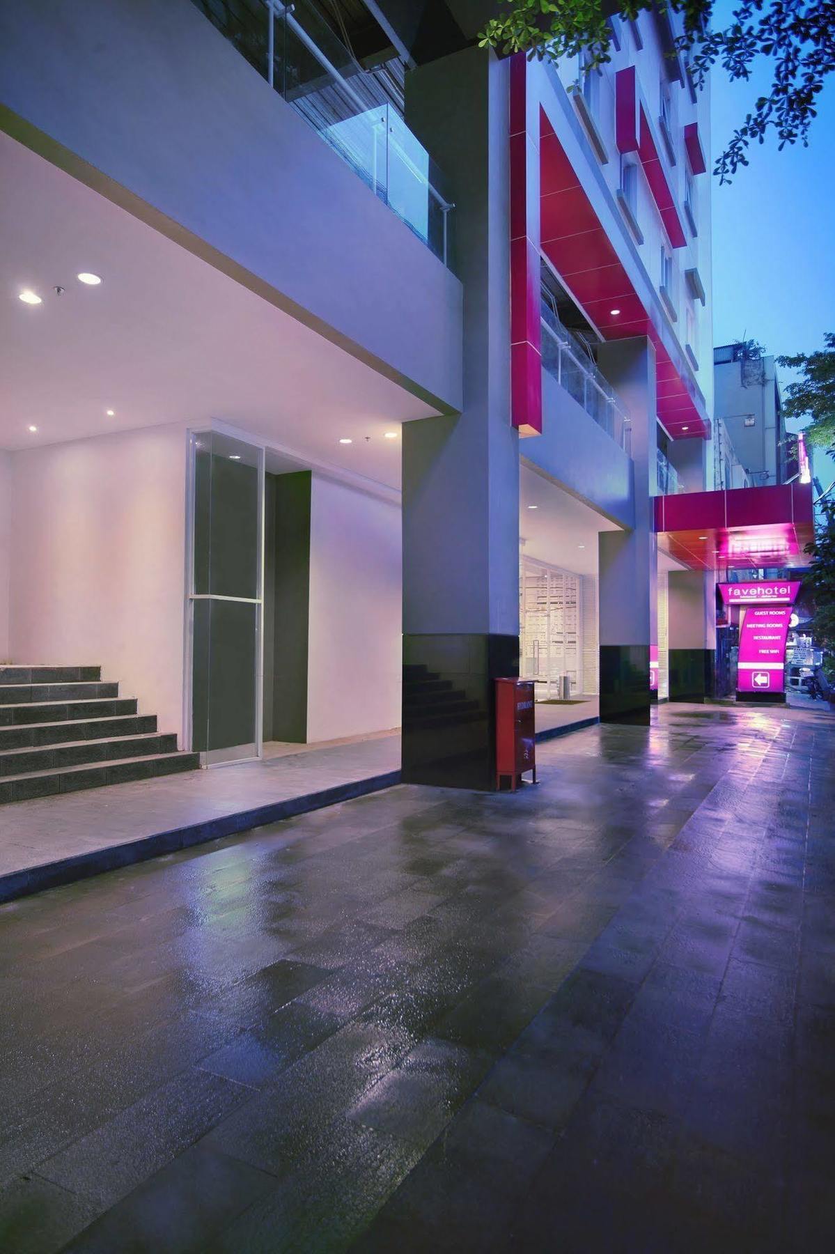 Favehotel Melawai Jakarta Exterior photo